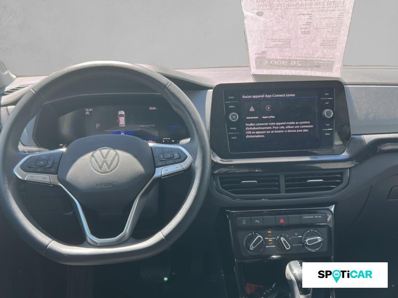 VOLKSWAGEN T-CROSS